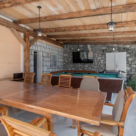 In Bribir With Jacuzzi Holiday home Bribir (Primorje-Gorski Kotar)