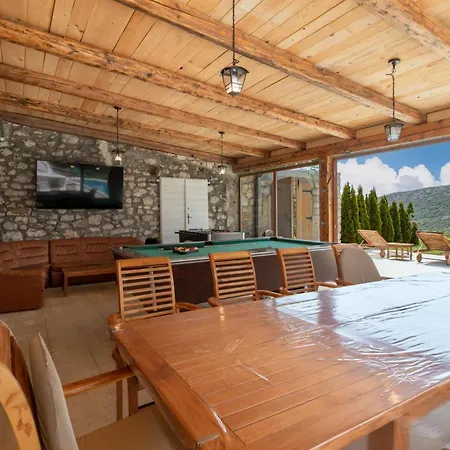 Holiday home In Bribir With Jacuzzi